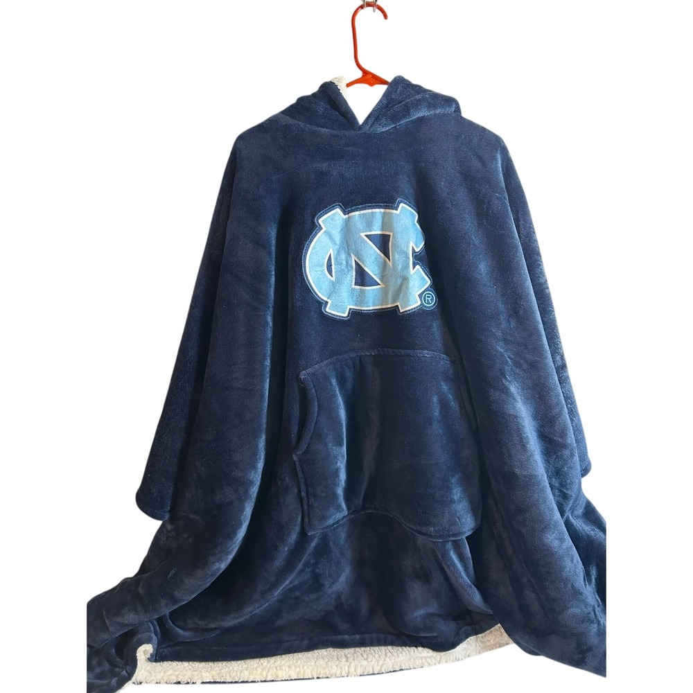 Pegasus Sports UNC Tar Heels Wearable Blanket OS Navy Blue Fleece Hoodie Mens